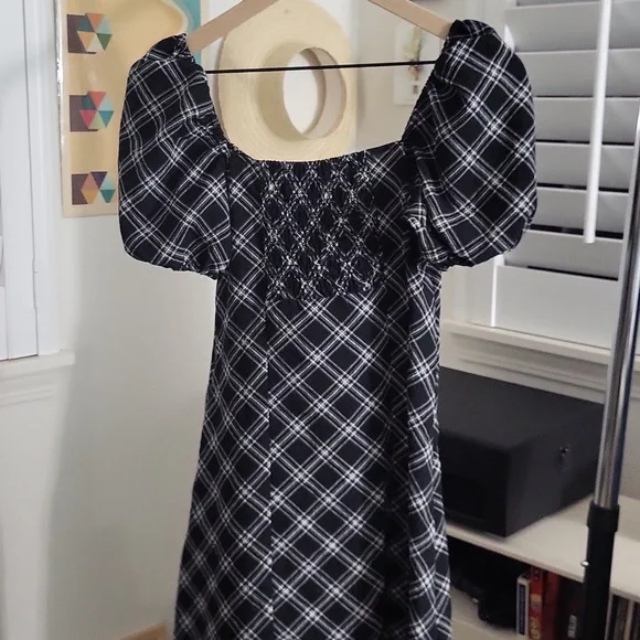 H&M Black Plaid Dress - Picture 2 of 4